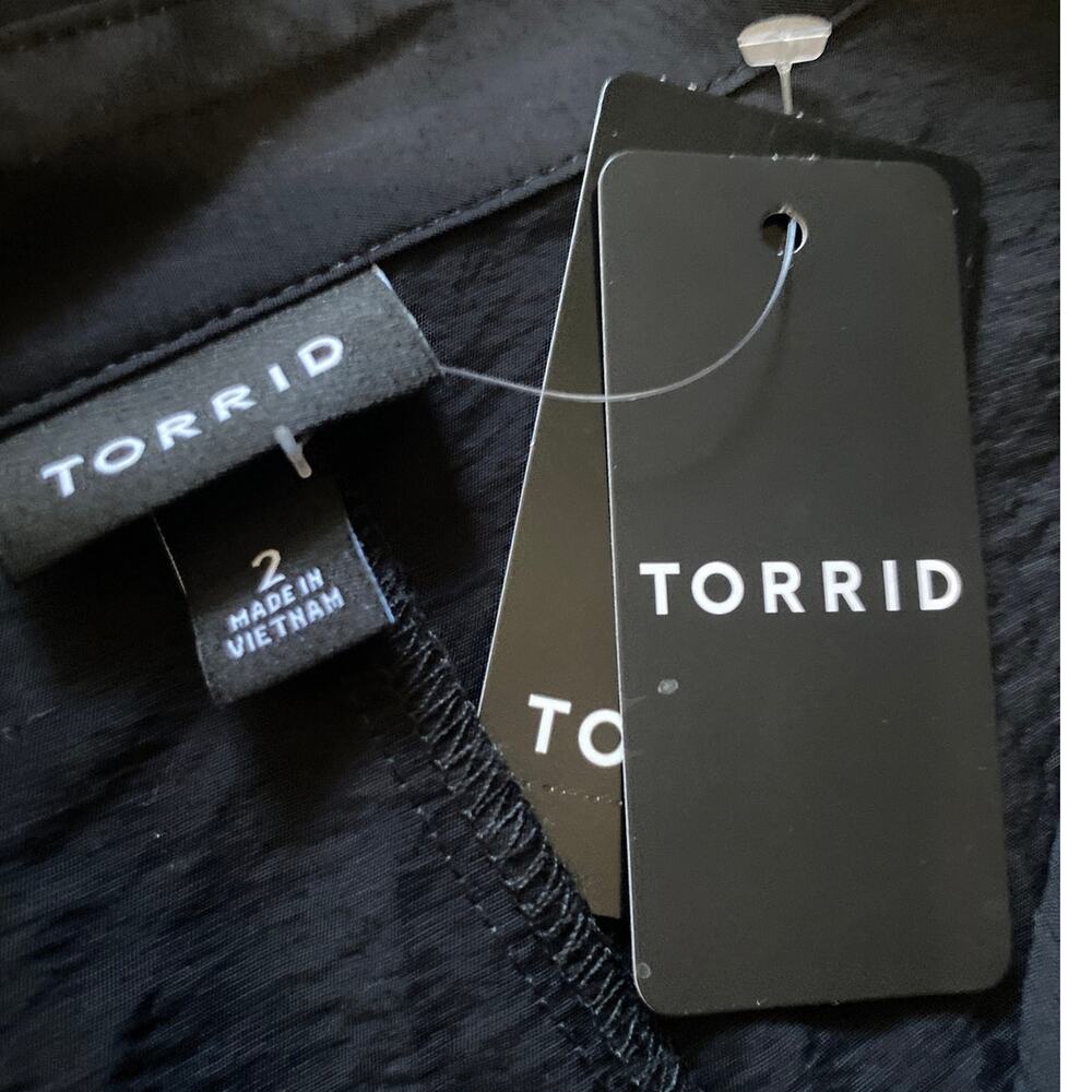 Torrid NWT Midi Hammered Rayon Button Front Shirt Dress Black Plue Size 2 / 2X - Picture 5 of 8